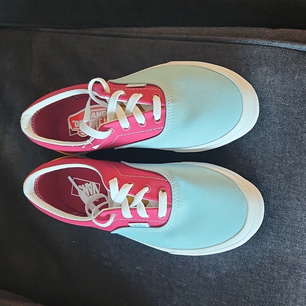 VANS Sneakers